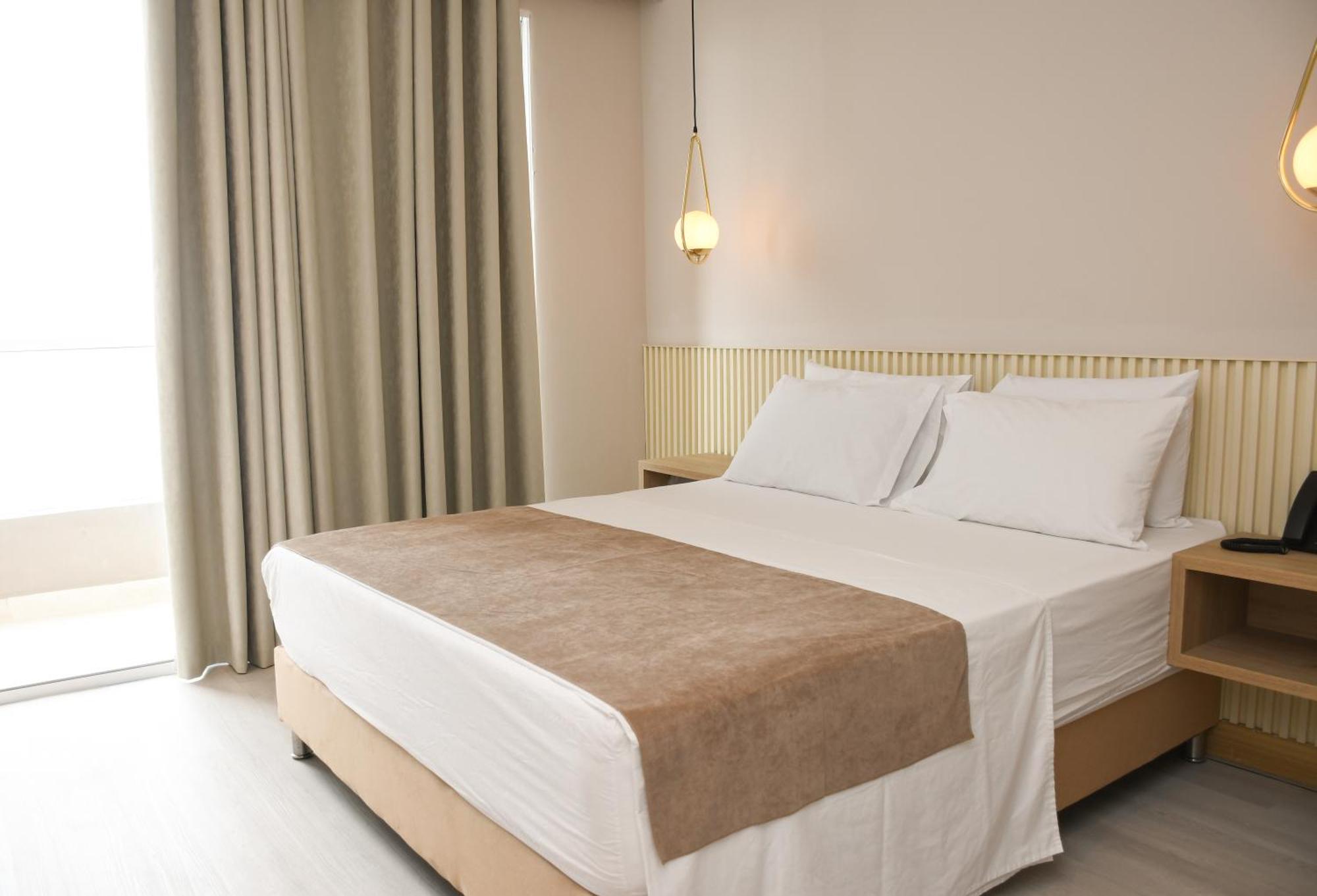 Ciela Hotel Ковеньяс Экстерьер фото